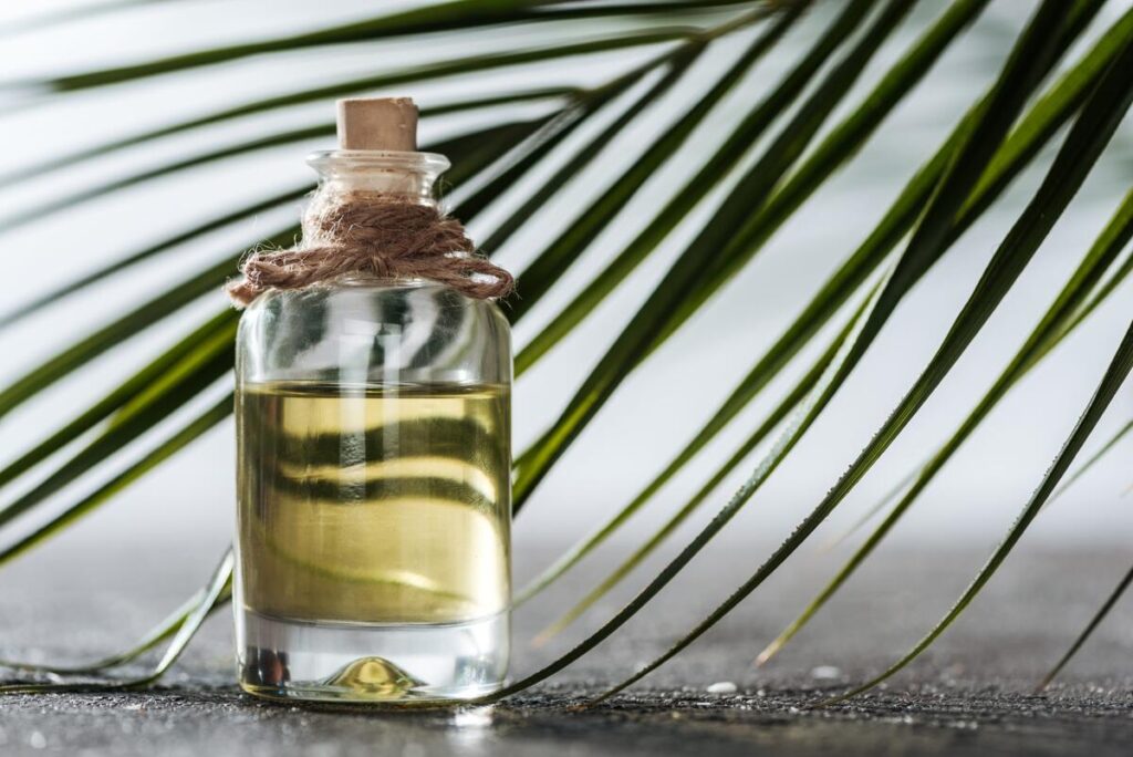 DEODORIZED COCONUT OIL FOR COSMETIC FORMULATION